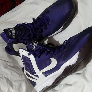 Hyper Aggressor Nike Tennis size 21